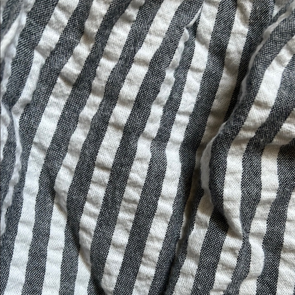 Striped Off-Shoulder Top - Picture 6 of 11